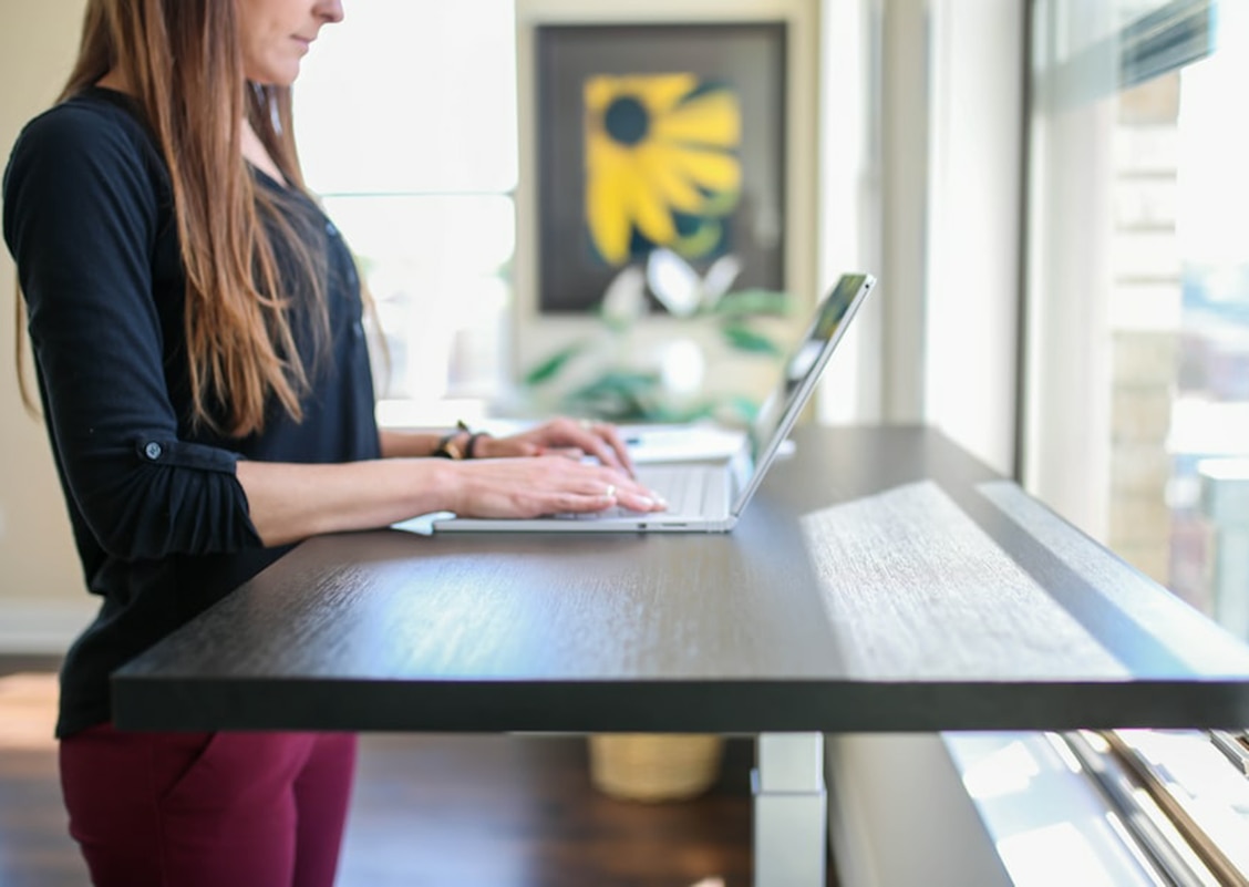 The Best Frequency to Switch Between Sitting and Standing During Work